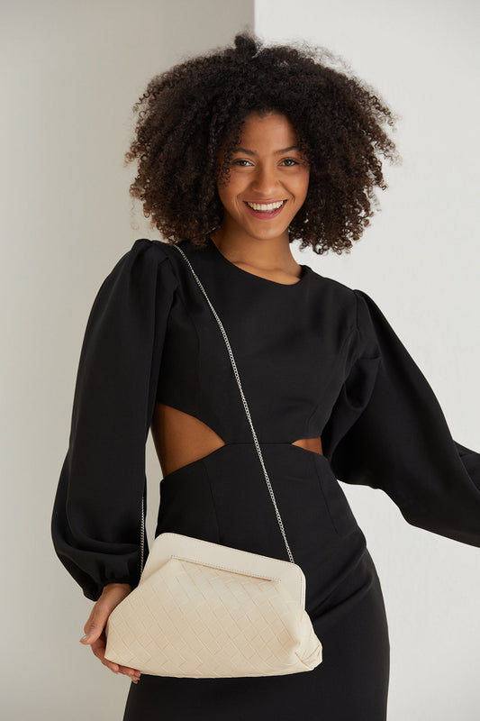 Asymmetrical Braided Pu Leather Clutch Bag With Detachable Strap - Cream