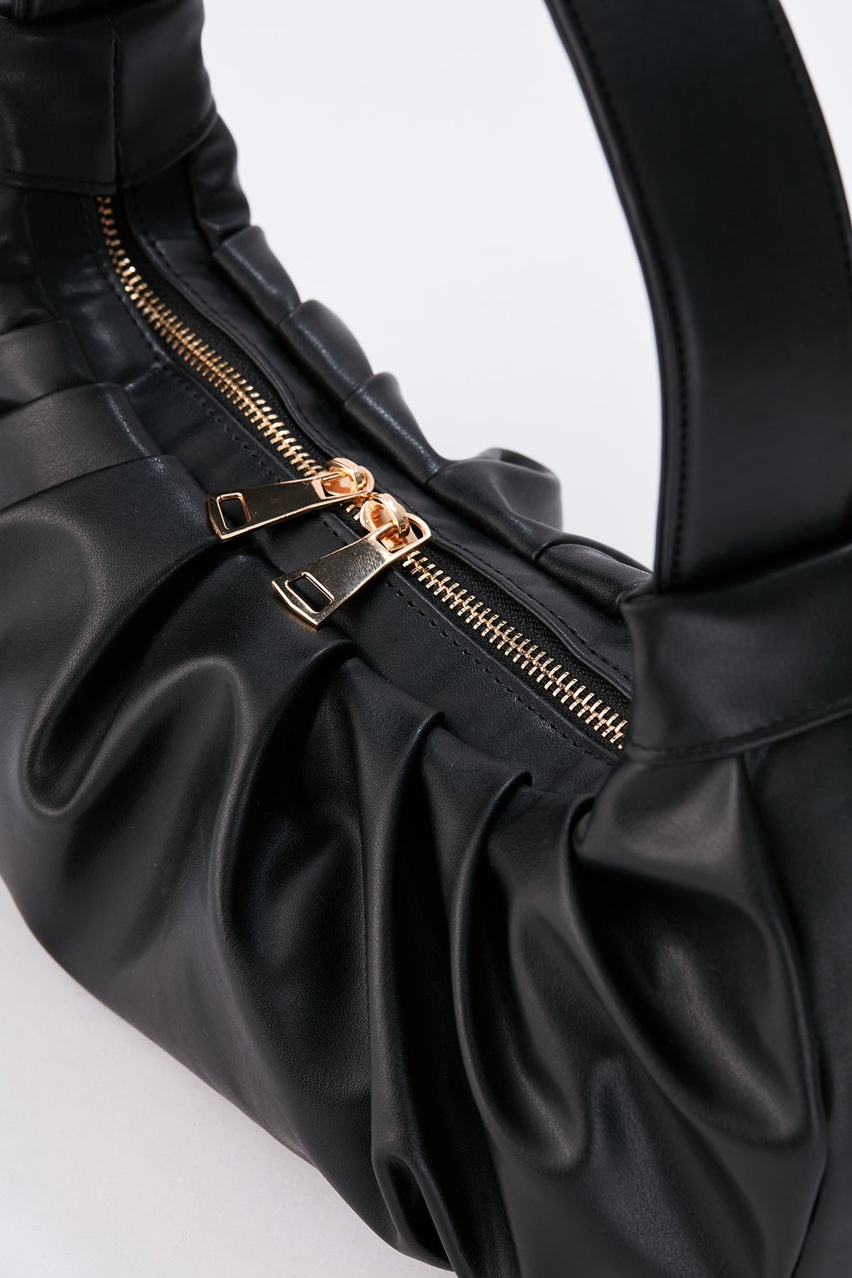 Pleated Pu Leather Shoulder Bag - Black
