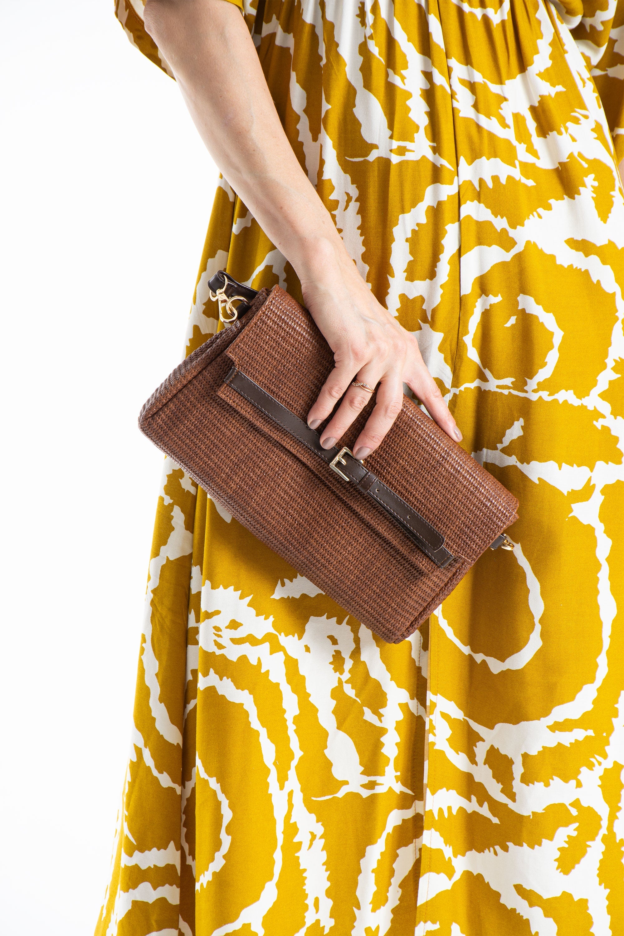 Woven Pu Leather Flap Closure Wristlet & Clutch&Crossbody  3-in-1 - Tan