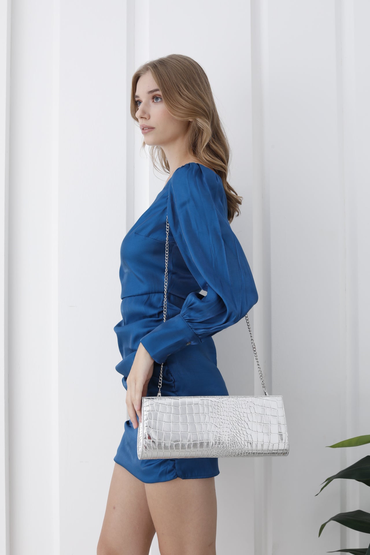 Croc Pu Leather Clutch Bag with Detachable Chain Strap - Silver