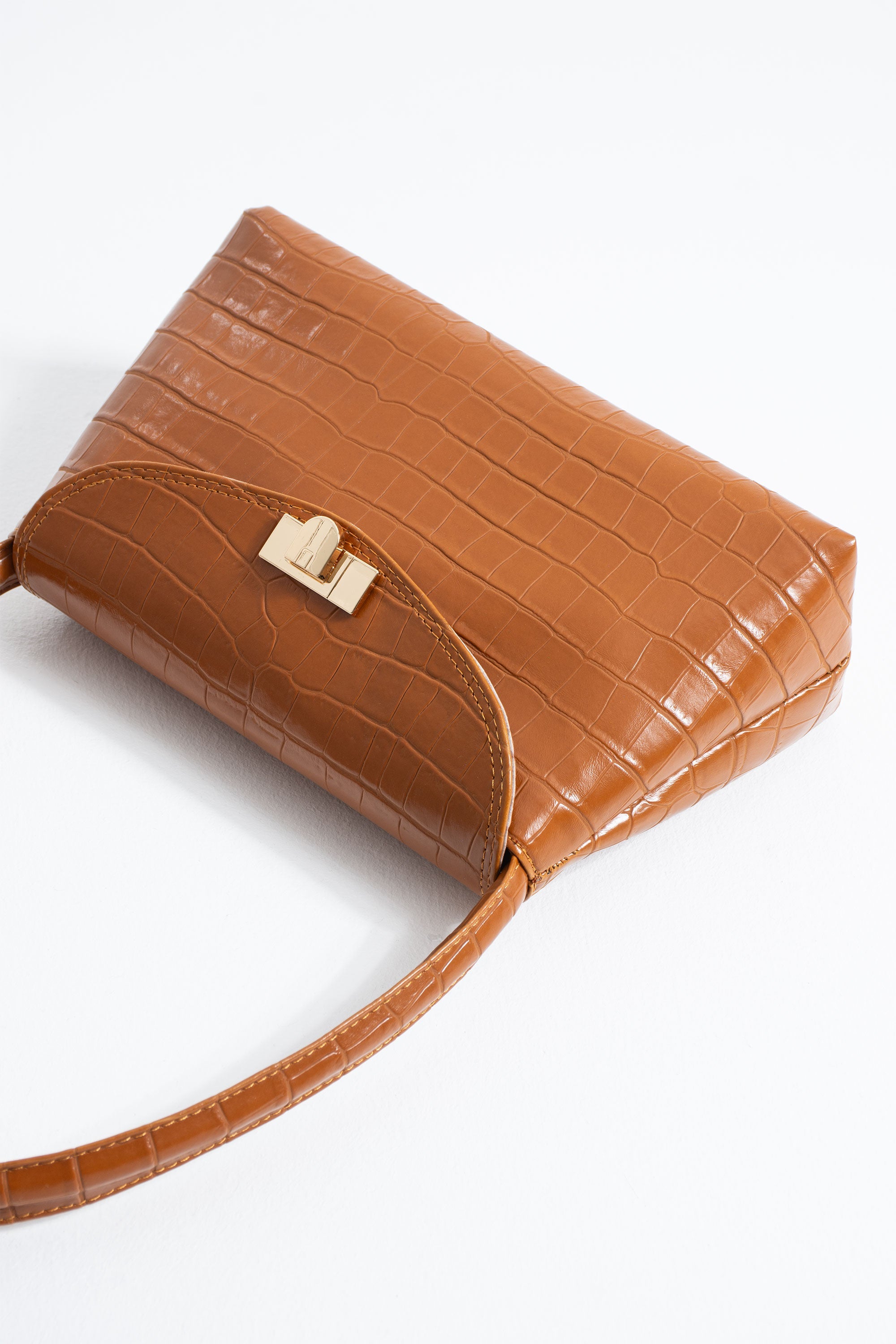 Croc Pu Flap Shoulder Bag - Tan