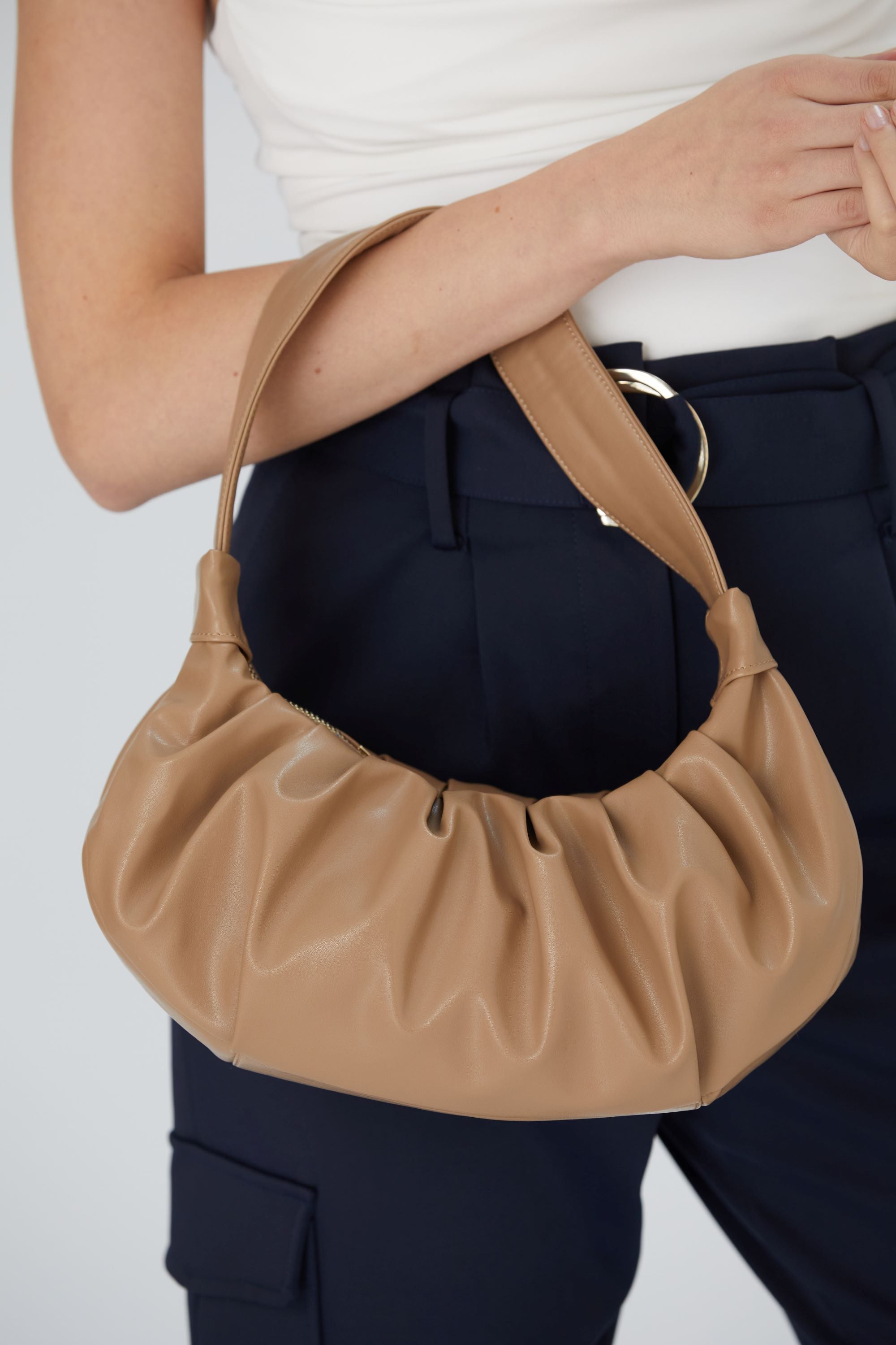 Pleated Pu Leather Shoulder Bag - Nude