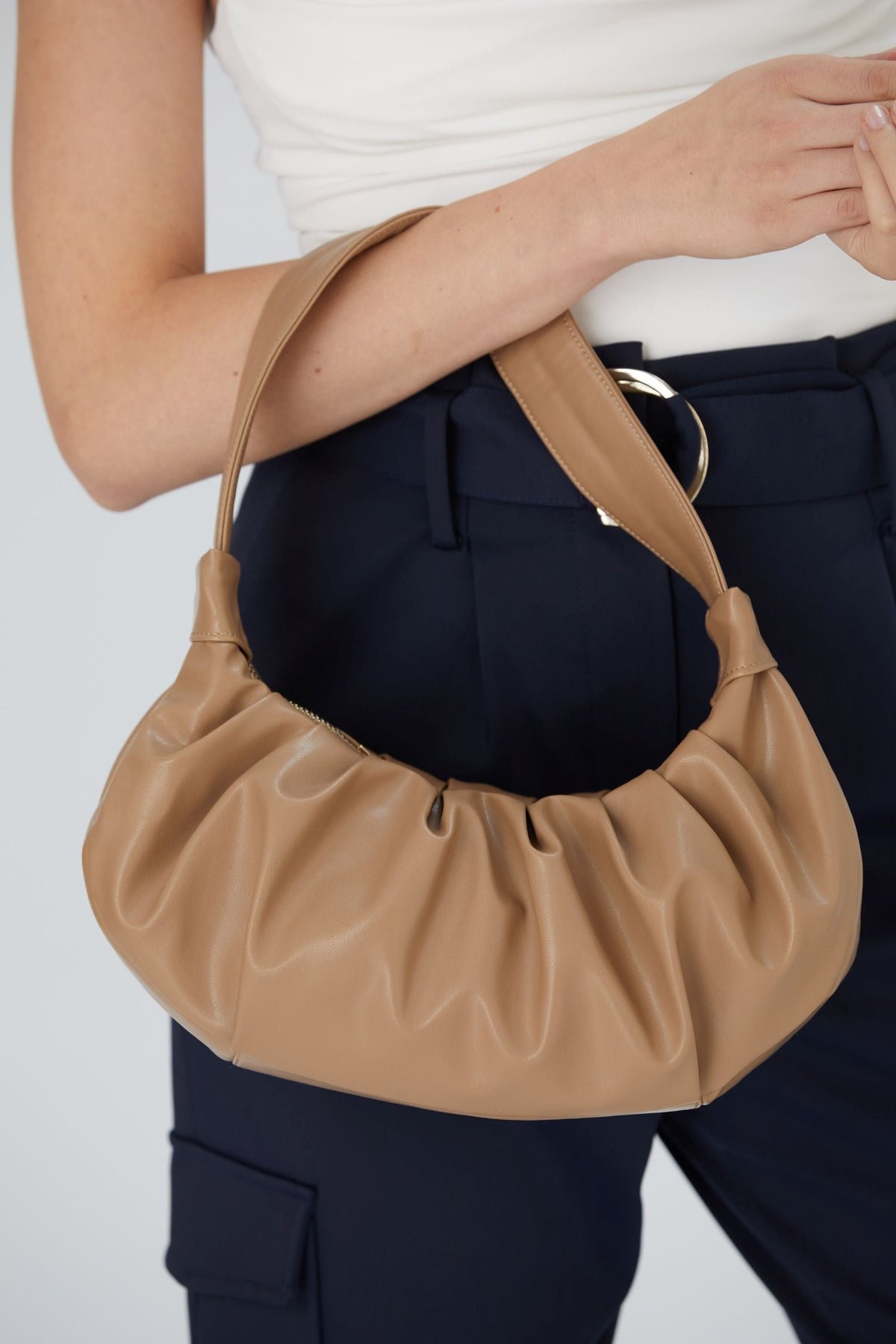 Pleated Pu Leather Shoulder Bag - Nude